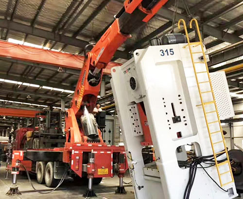 道孚提升工作效率，选择优质折臂吊租赁服务