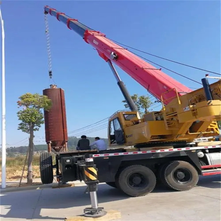 道孚专业吊车租赁多少钱