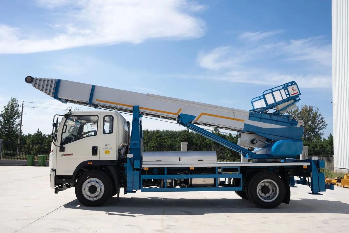 道孚云梯上料车租赁费用