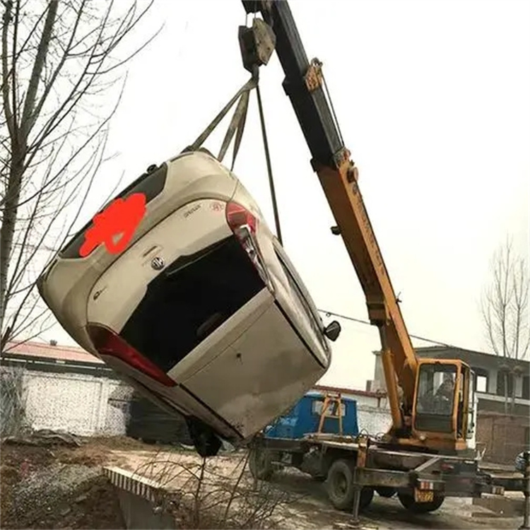 道孚随时待命，吊车24小时道路救援服务全解析