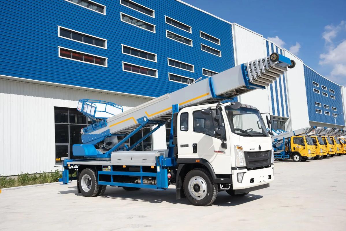 道孚出租云梯车高空作业车 建筑垃圾搬运