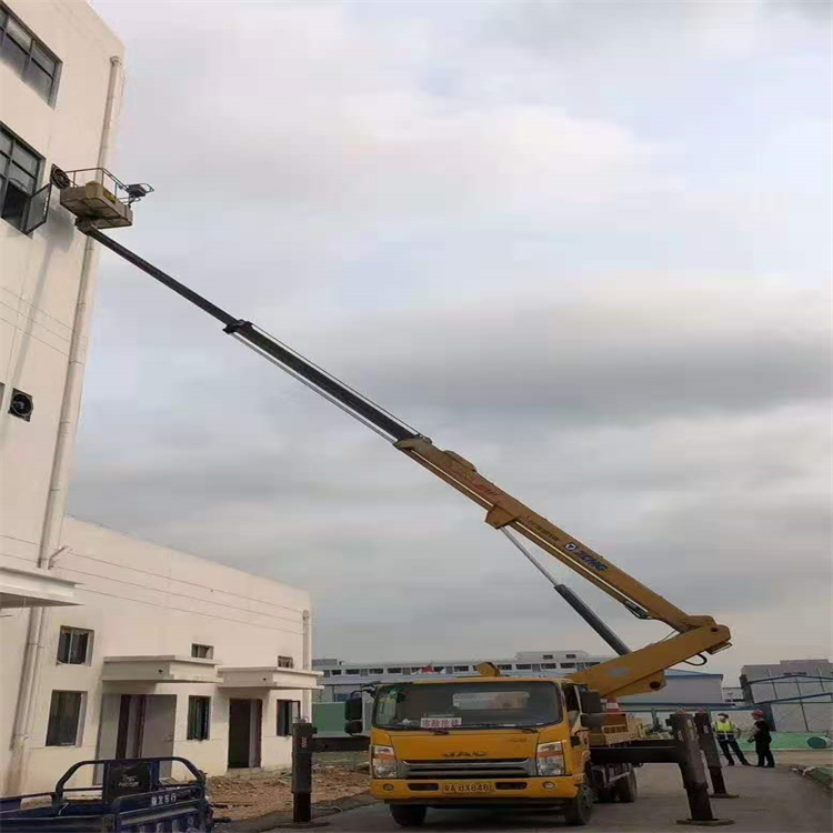 道孚附近高空车出租|市政施工/设备安装专用|随叫随到|亿立达设备租赁