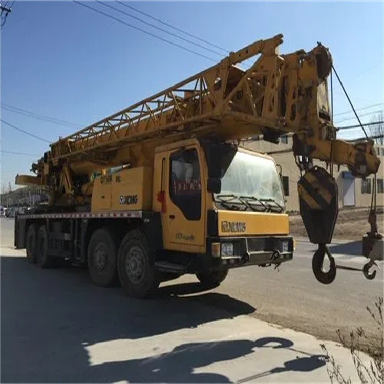 道孚哪里有专业吊车出租